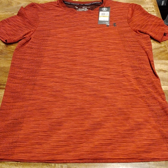 NWT Under Armour The Vanishing Tee - Picture 1 of 4